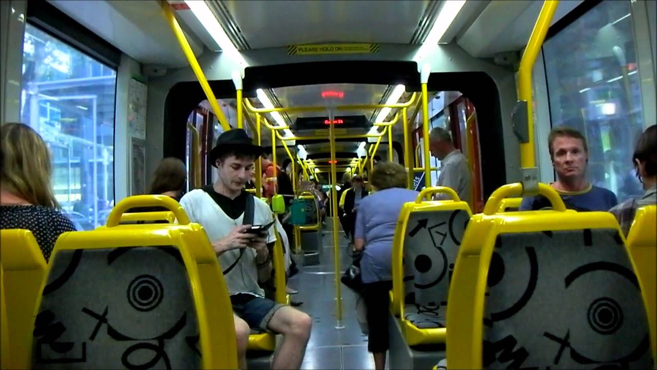 Melbourne - Citadis tram in Melbourne - Straßenbahn - Villamos