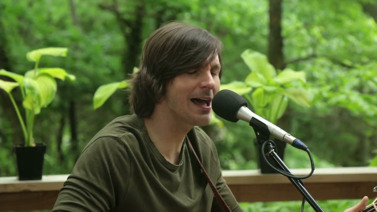 Charlie Worsham live at Paste Studio on the Road: Nashville