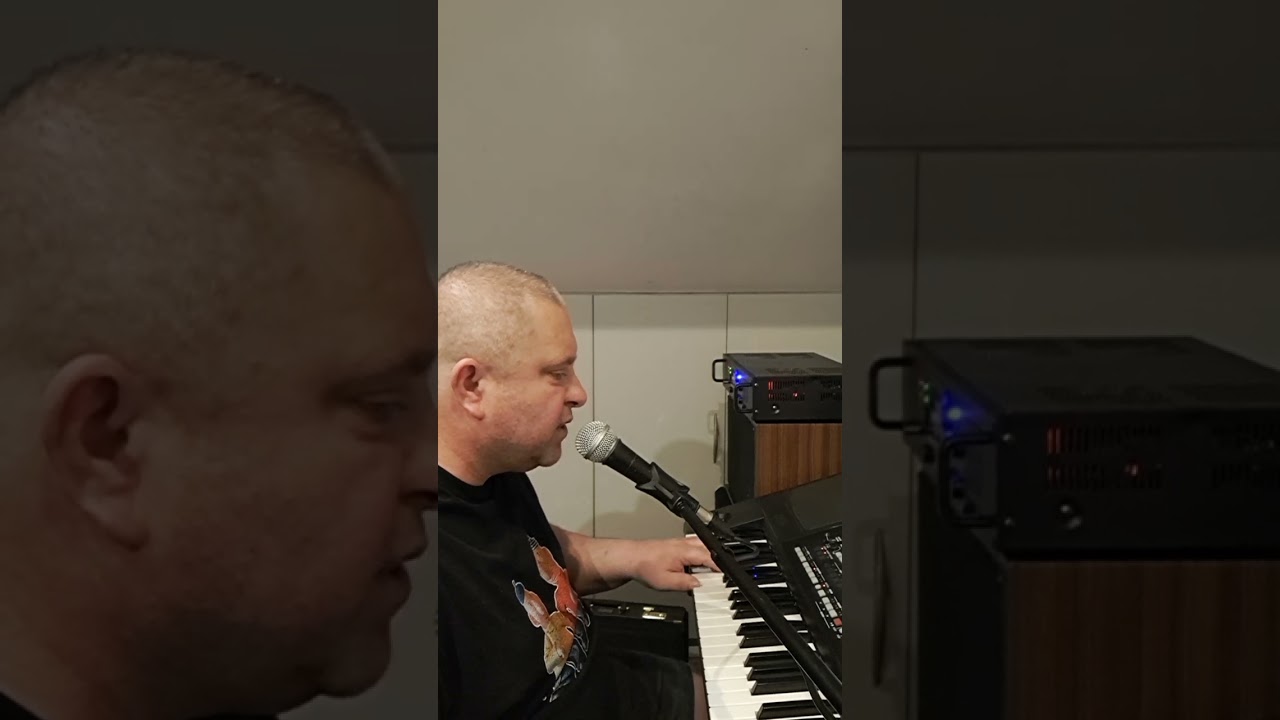 Żegnał góral swą góralkę. Korg pa 300.