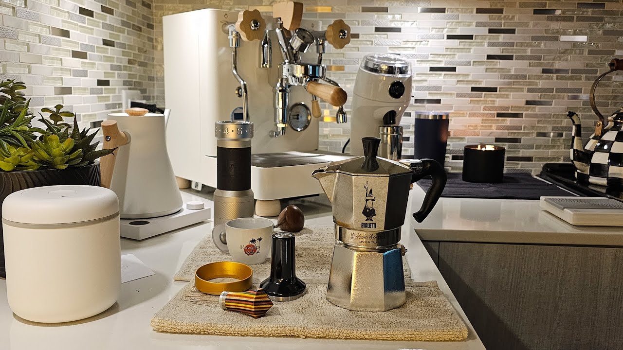 Moka Pot Extreme Technique and Workflow | Lavazza Rossa time to say goodbye | Best Ice Latte