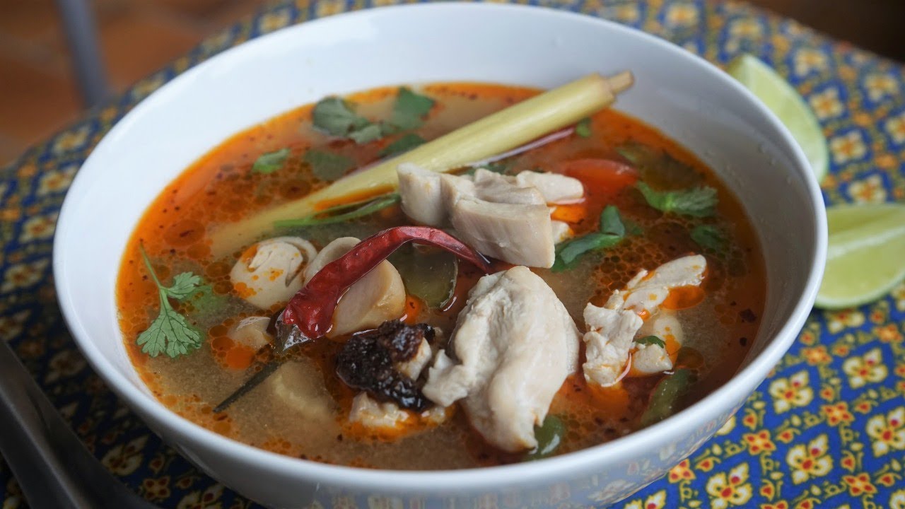 Тайский суп Том Ям с курицей — насыщенный вкус — Рецепты Morgane