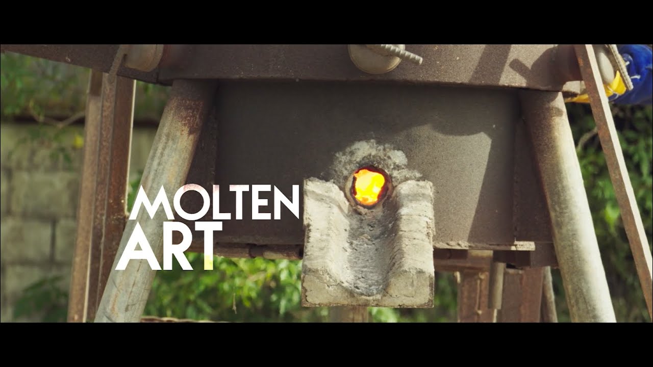 Molten Art - Melting and Pouring Iron