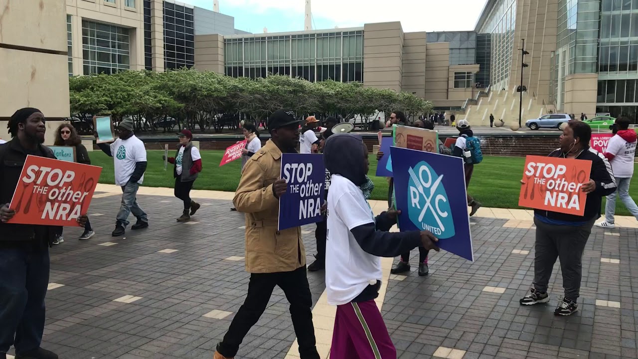 Restaurant Opportunities Center (ROC) Chicago Protests for 1FairWage