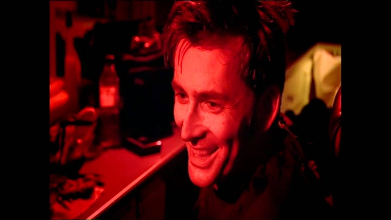 Derren Brown Surprises David Tennant - Trick or Treat