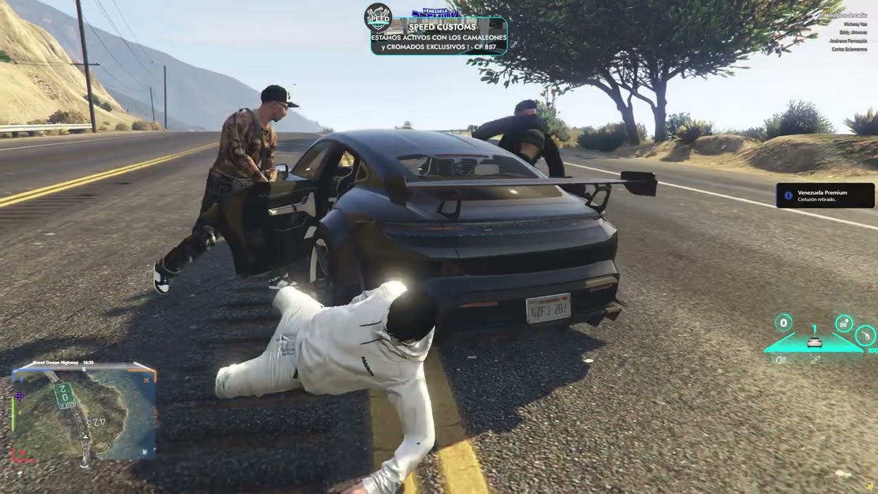 choque con policias tiroteo GTA rol play