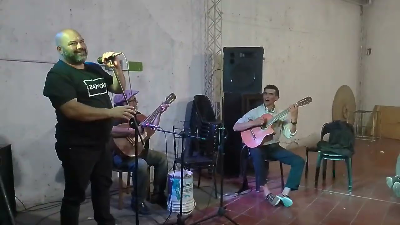 Peña Folklórica Cuyania y Amigos. Actuación de 24/7 Folk