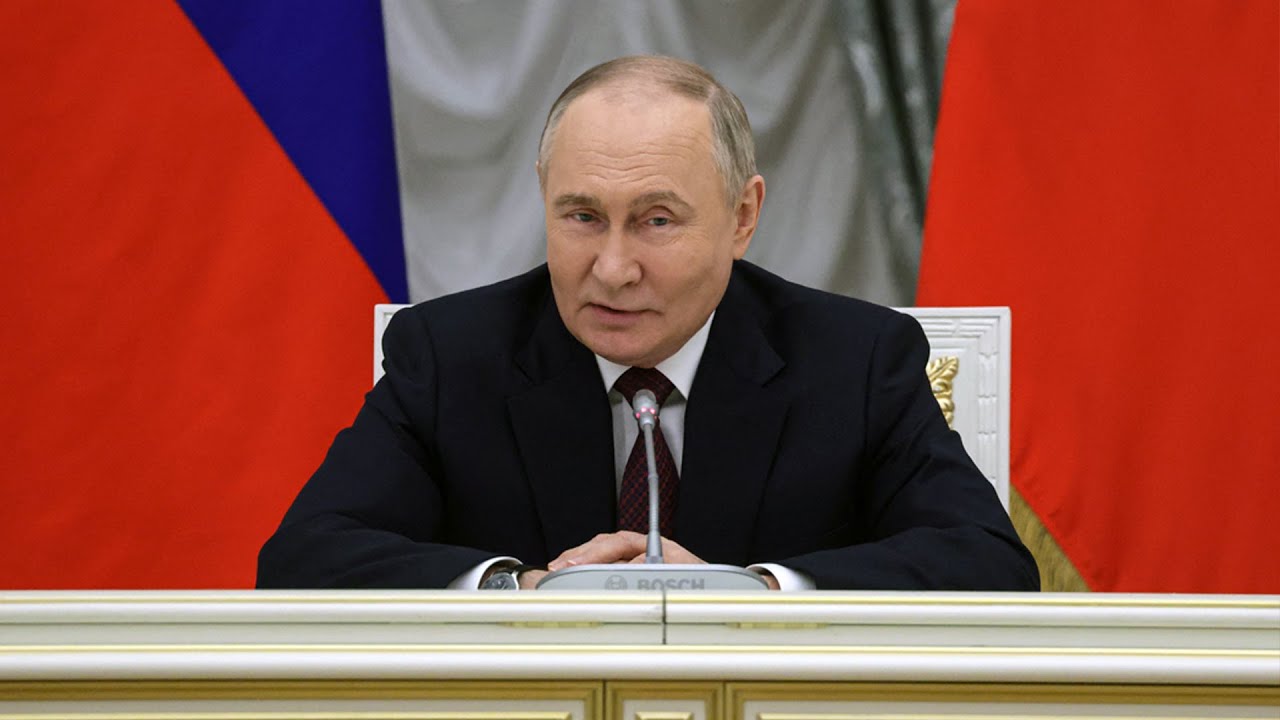 Russia: Putin holds meeting with new cabinet in Moscow