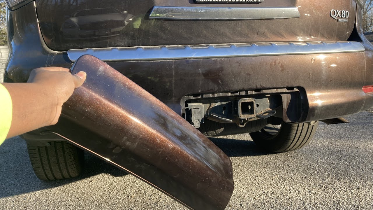 Infiniti QX80 Tow Hitch Cover on Rear Bumper