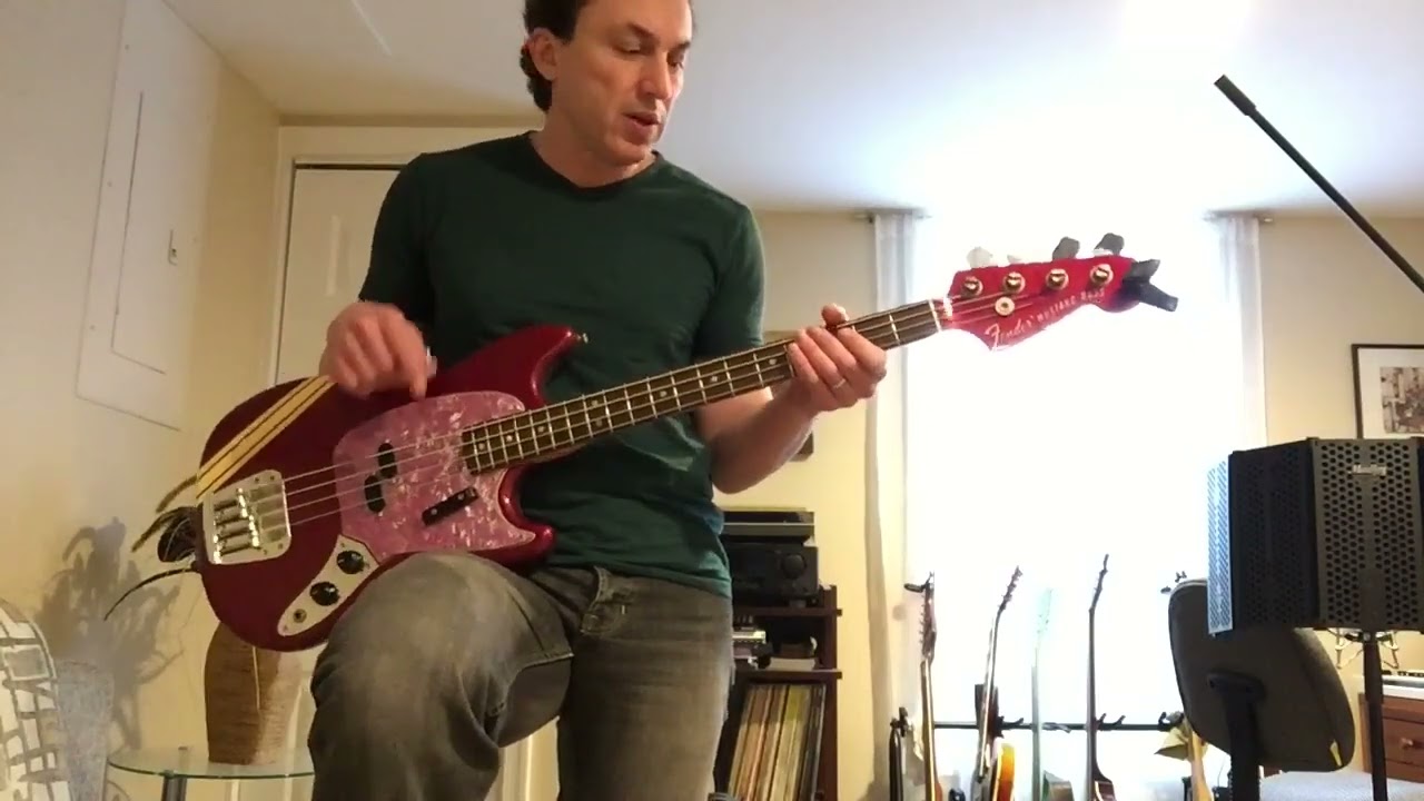 Работа музыкантом в США. Эпизод 26 - Бюро находок ( гитарных )