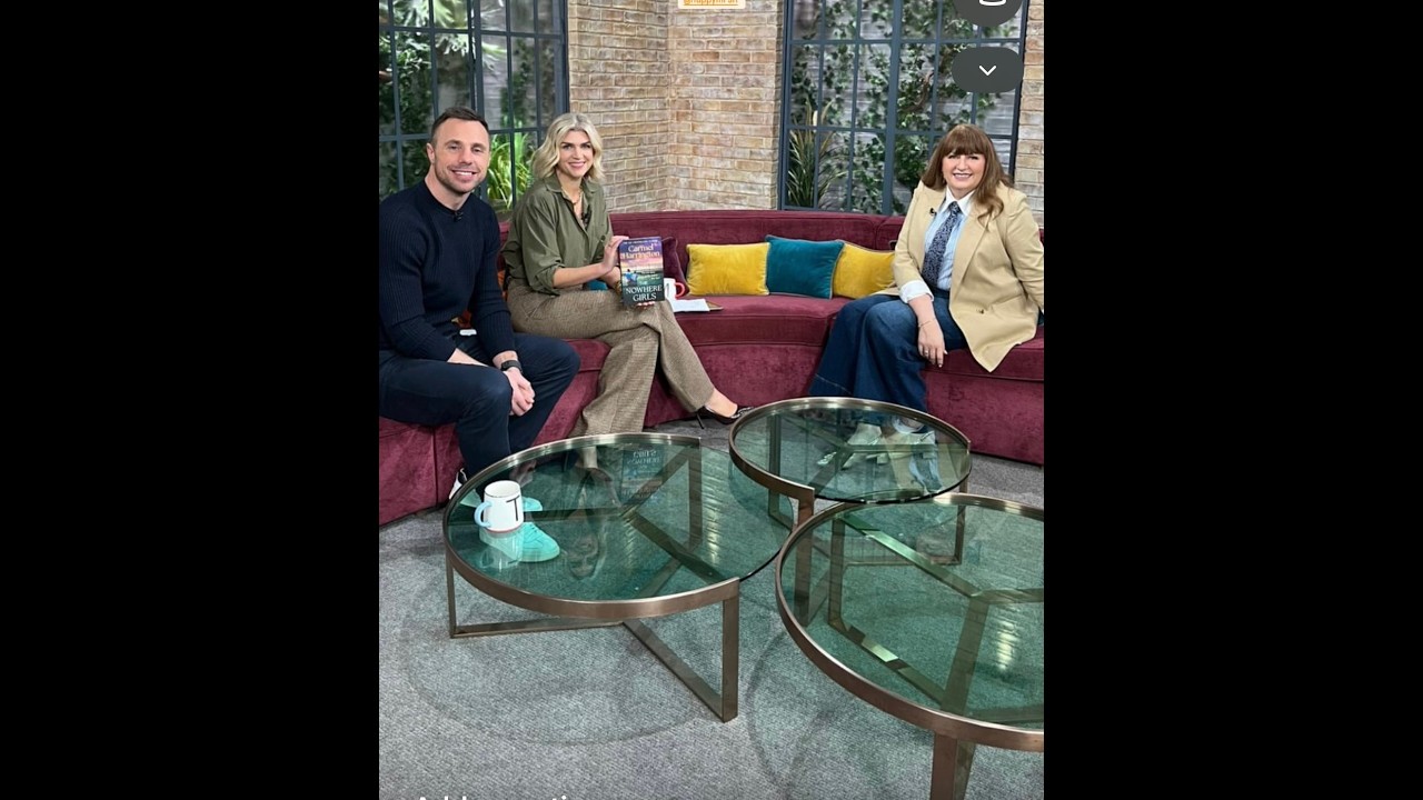 International Bestseller Carmel Harrington joins Ireland AM to discuss THE NOWHERE GIRLS