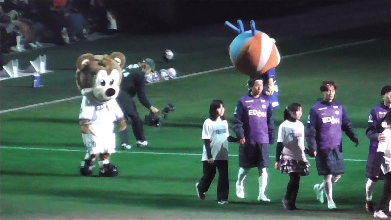 J1百年構想リーグ開幕戦　選手入場＆スタメン発表＆Little Glee Monsteライブ 　Ⅴ・ファーレン長崎VSサンフレッチェ広島　ピーススタジアム　長崎スタジアムシティ　２０２６０２０６