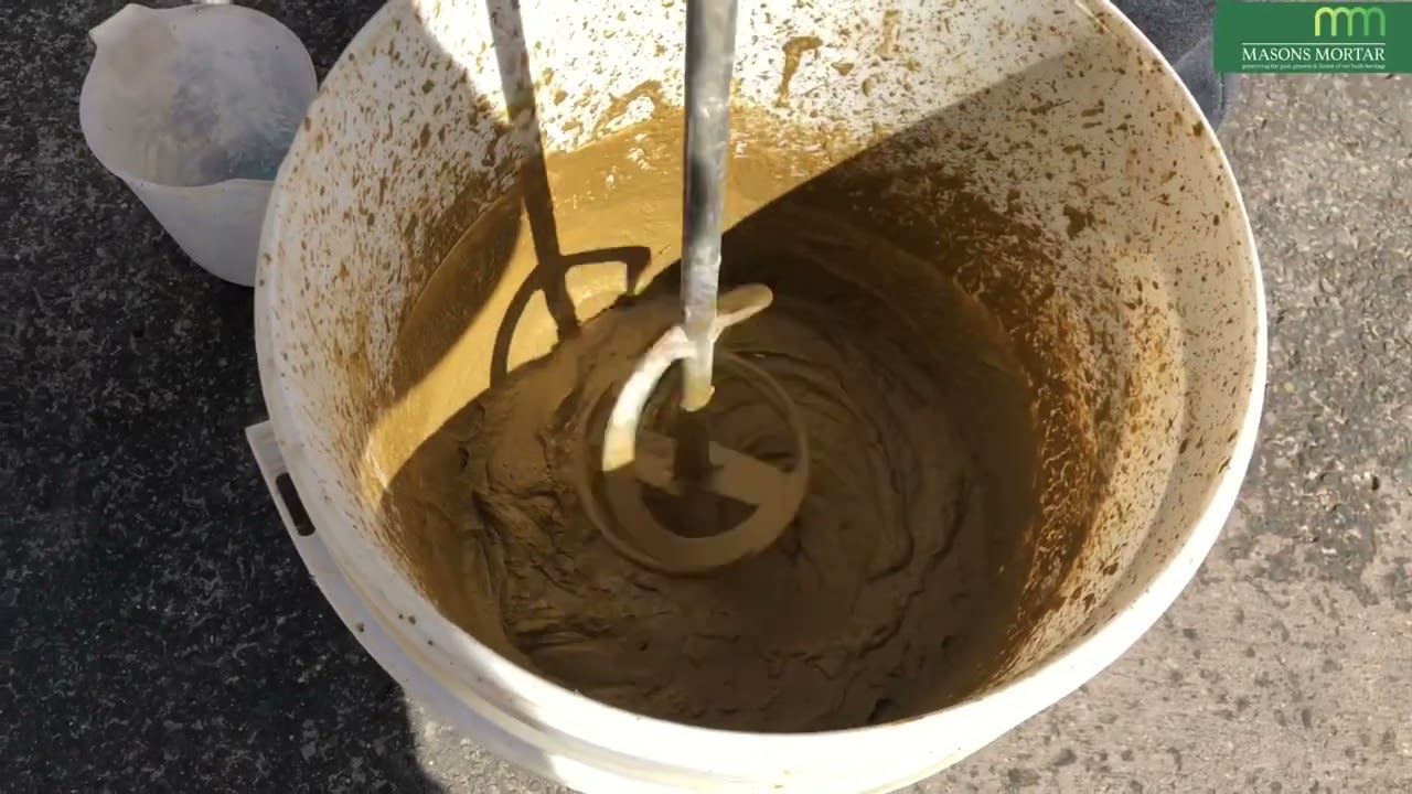 Mixing mortar with colour packs
