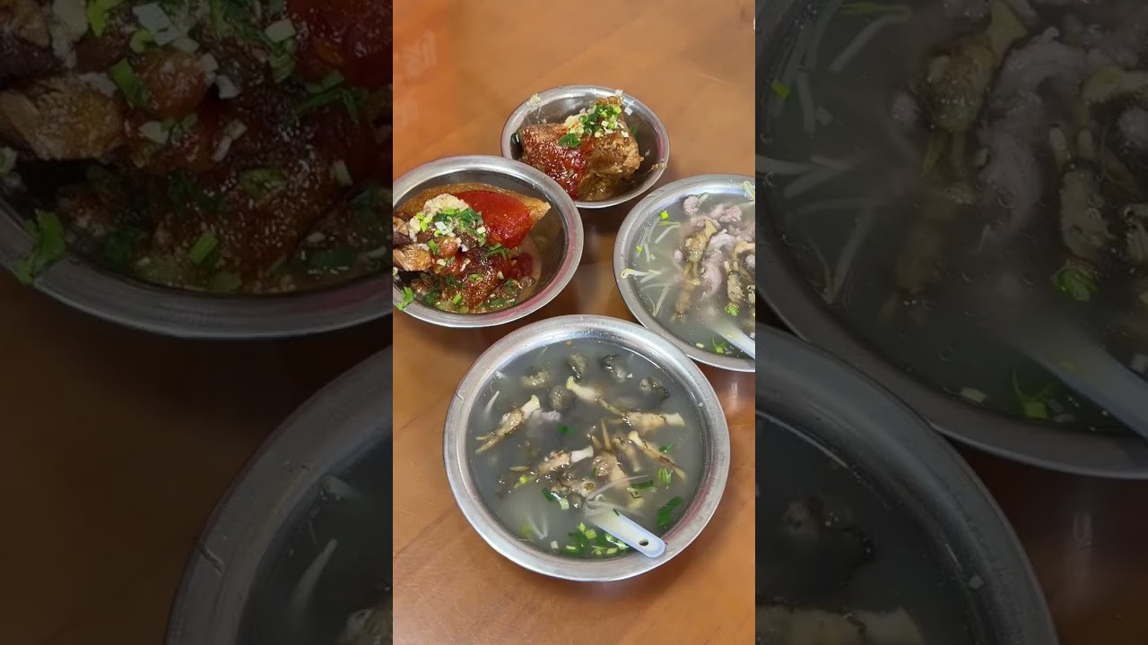 For lunch have a simple braised pork rice dumpling with 蛏子 oyster soup