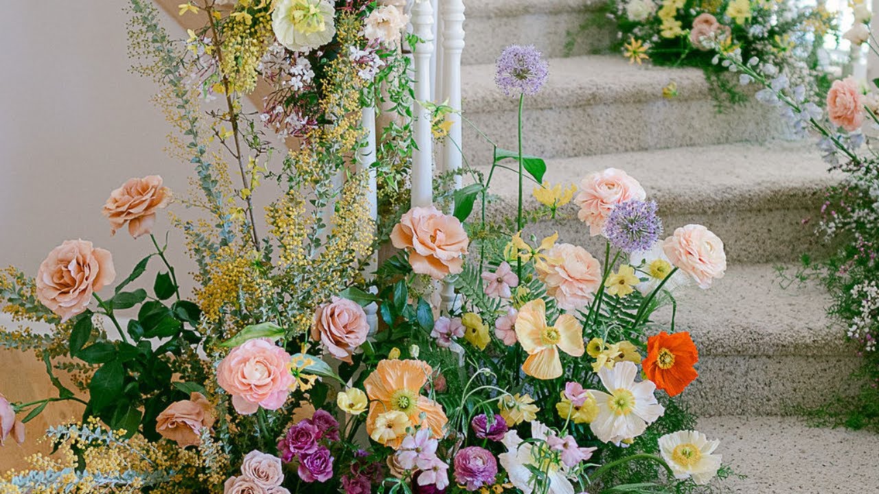 Mayesh Design Star: Staircase Floral Installation