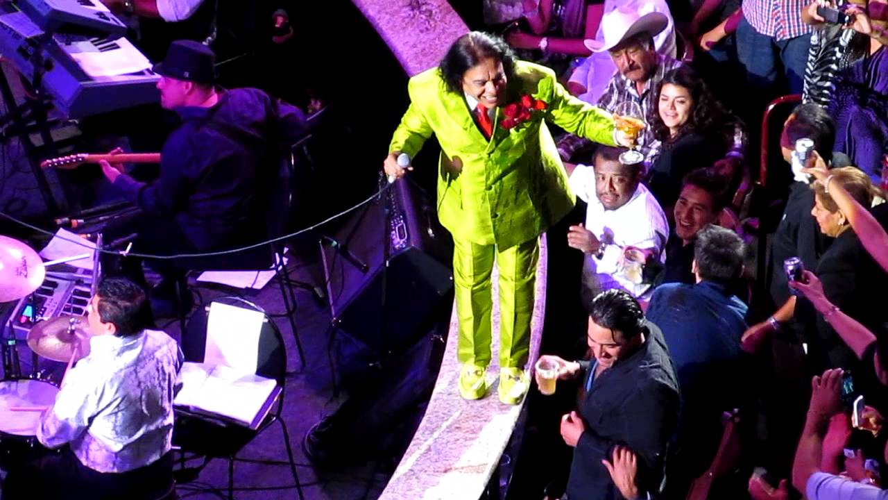 FNSM12 ASÍ CANTA AGUASCALIENTES A JUAN GABRIEL