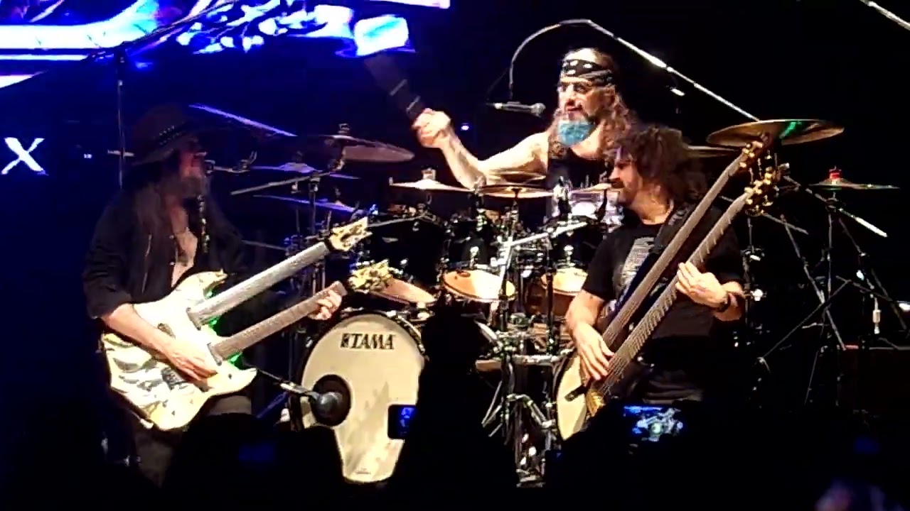 SONS OF APOLLO live @ Argentina 2022: 
