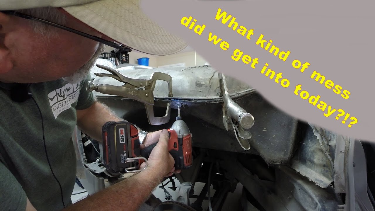 Salvage Title C5 Rear Fender Repair Part One