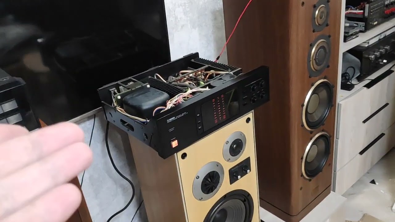 YAMAHA B 70