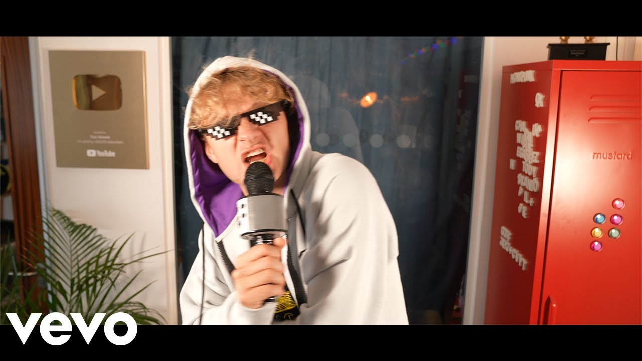 TommyInnit - I'm Philza (OFFICIAL MUSIC VIDEO)