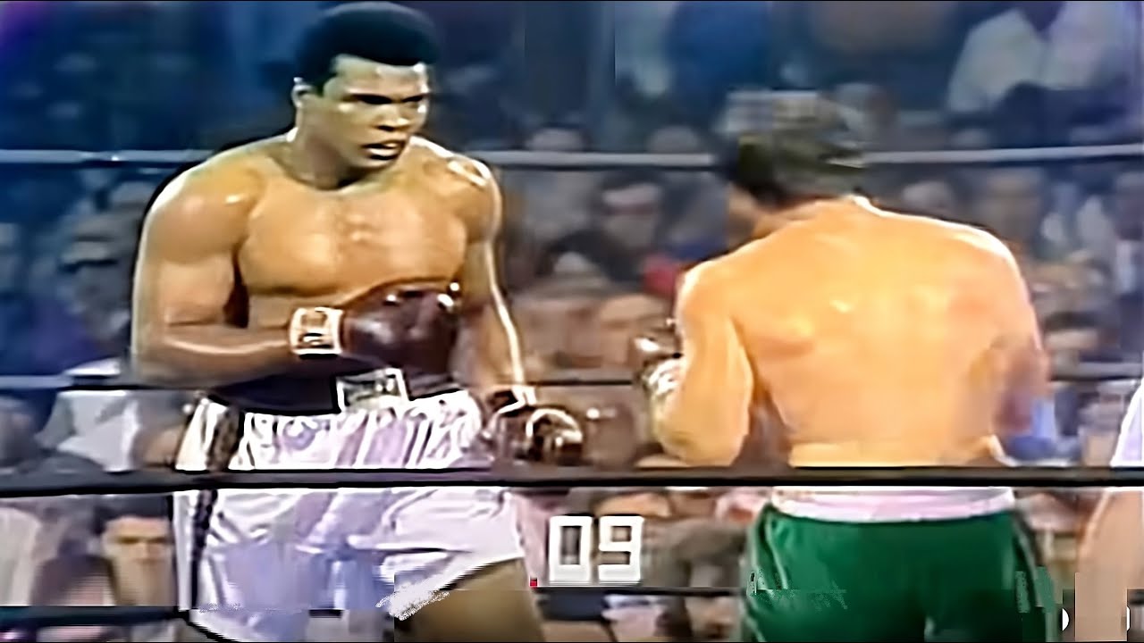 When Muhammad Ali Wanted Revenge On Henry Cooper