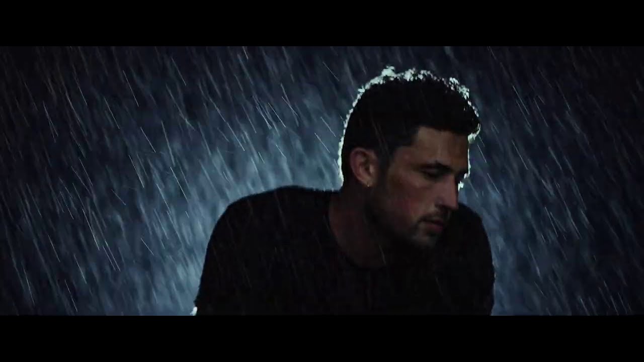 Michael Ray | Whiskey And Rain (Performance)