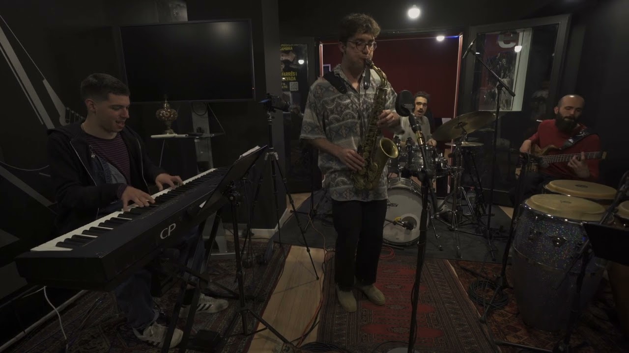 Pau Jorba - Giant Steps (23 collective arrangement)