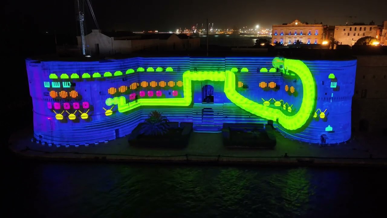 Infinite Loop - Mapping sul Castello Aragonese