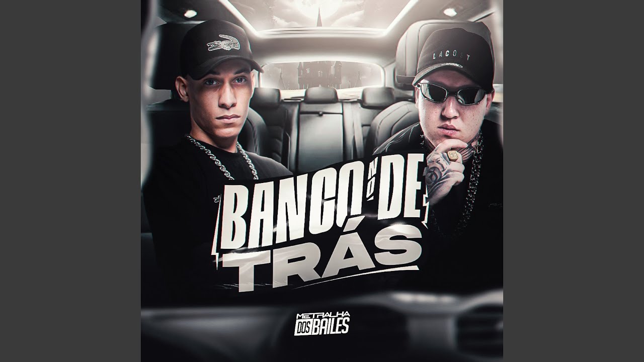 No Banco De Trás