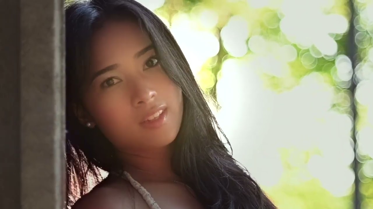 Shaylene fashion portrait video at the Guild Inn