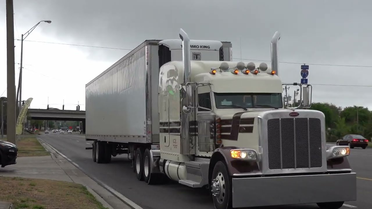011--Truck Spotting Wildwood, FL