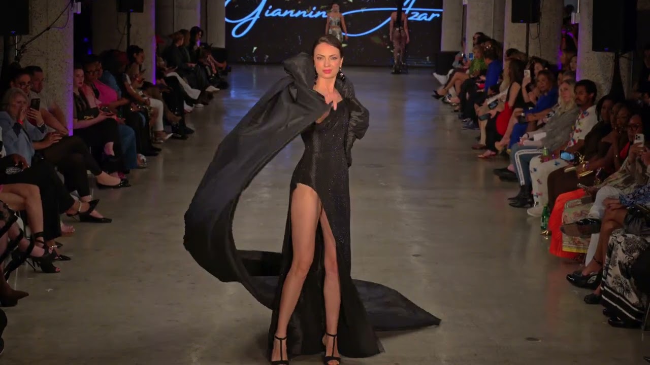 Giannina Azar Runway Fashion Show @artheartsfashion LAFW Look #15