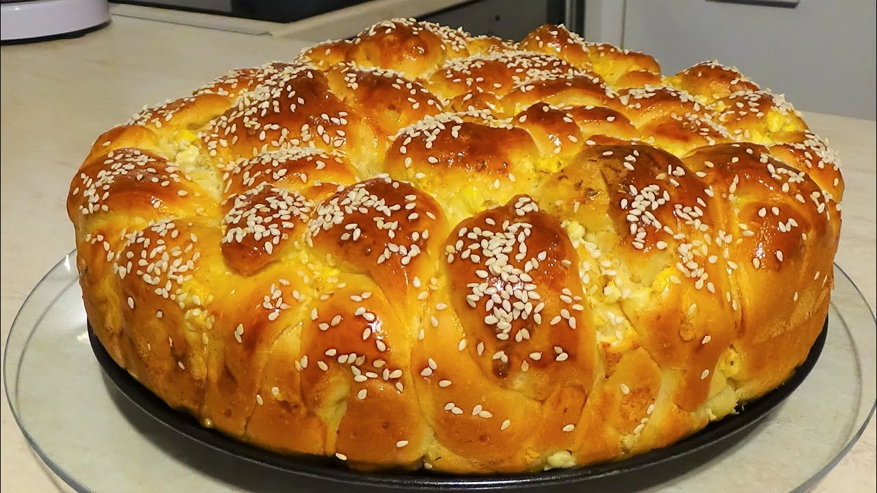 Торт с сыром и цветной солью