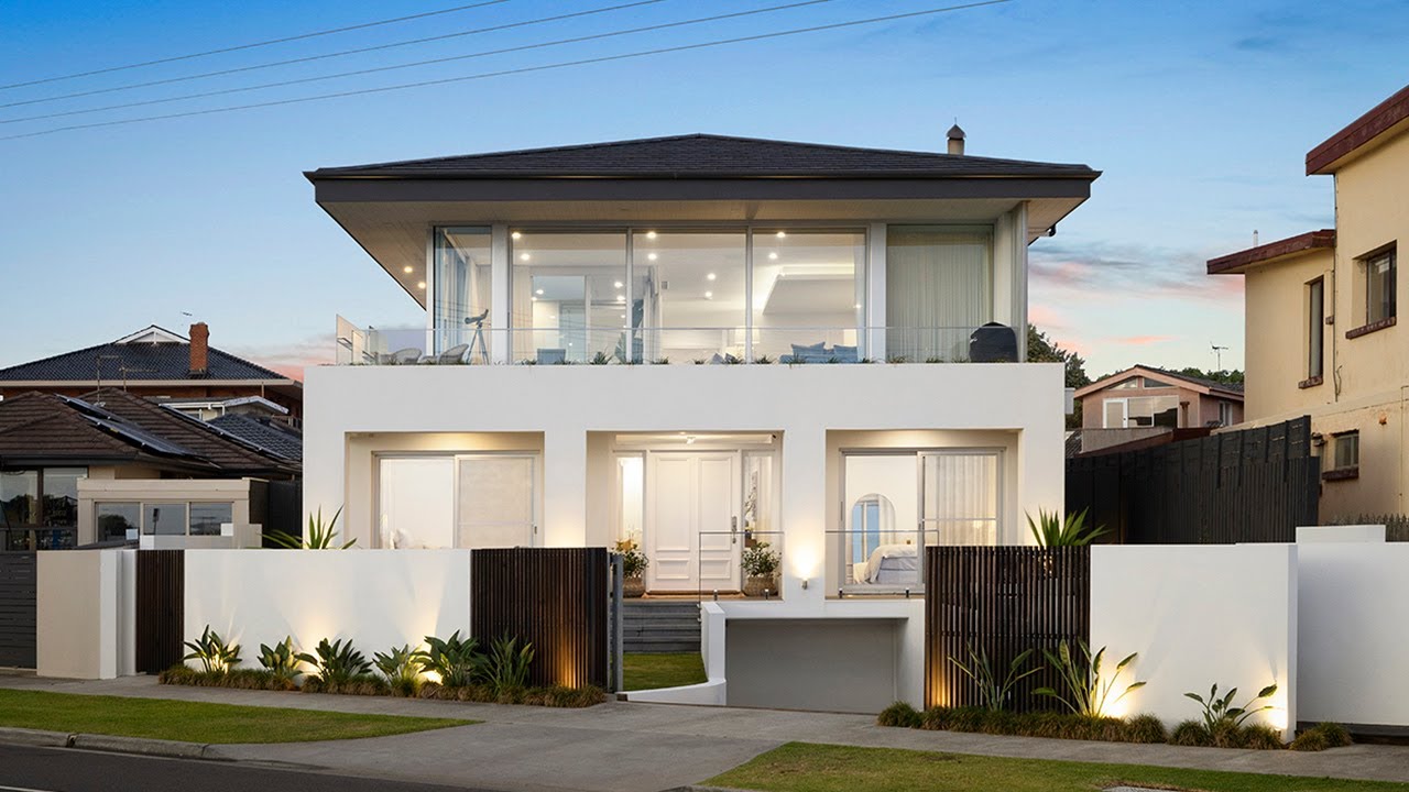 161 Beach Rd, Parkdale - For Sale by Mathew Cox & Emily Whitehead from Buxton Mentone