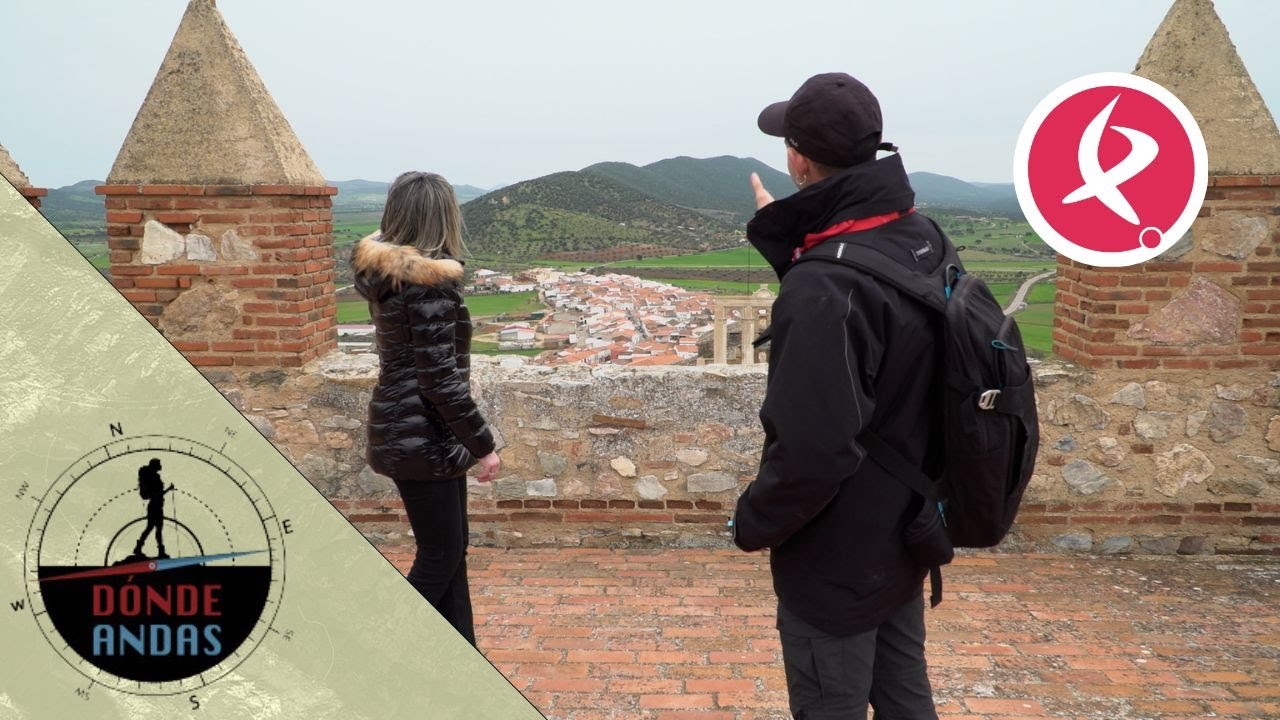 El Castillo de Nogales en todo su esplendor | Dónde Andas