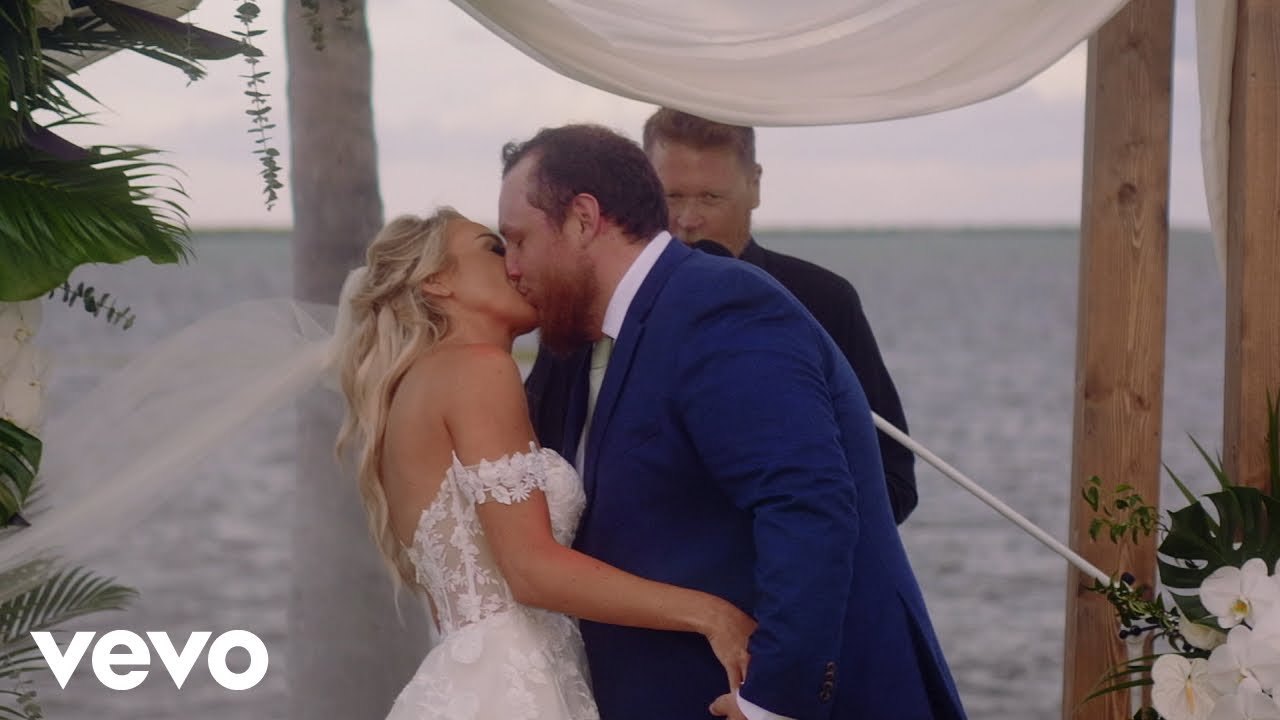 Luke Combs - Forever After All (texter p&aring; svenska)