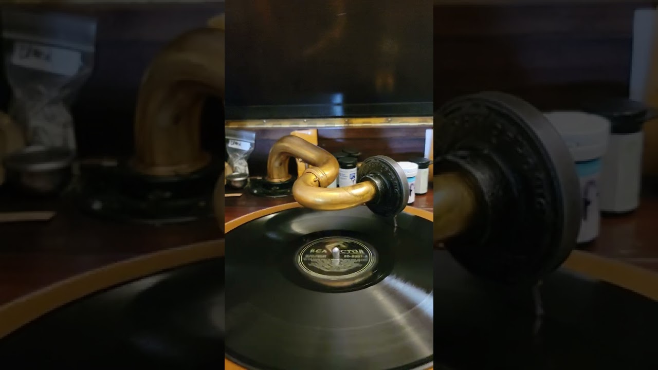 Do You Know What I Mean - Louis Armstrong & his Orchestra RCA Victor Records #20-2087 1946