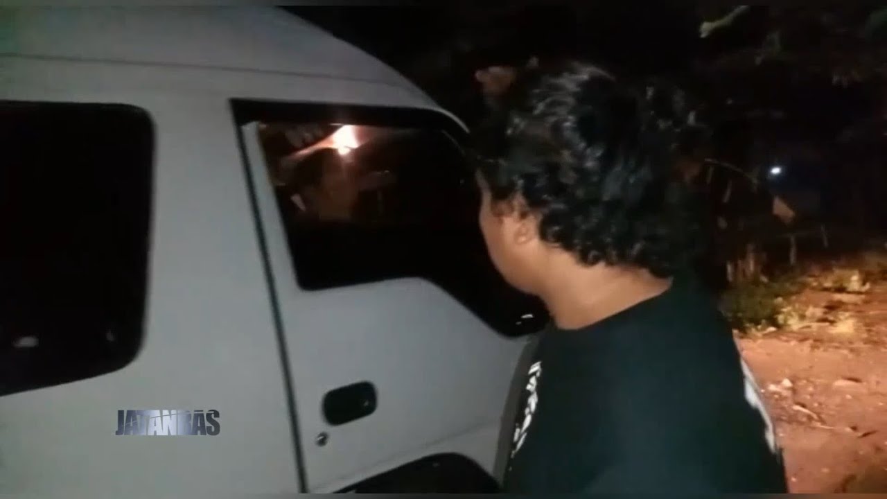 Polisi Tangkap Para Pelaku Pencurian Mobil Elf - JATANRAS