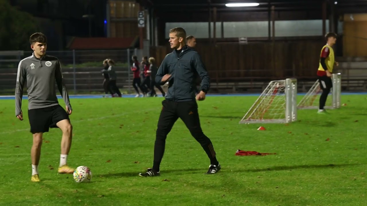 1860 Rosenheim-Nachwuchs: Training mit den Bender-Zwillingen