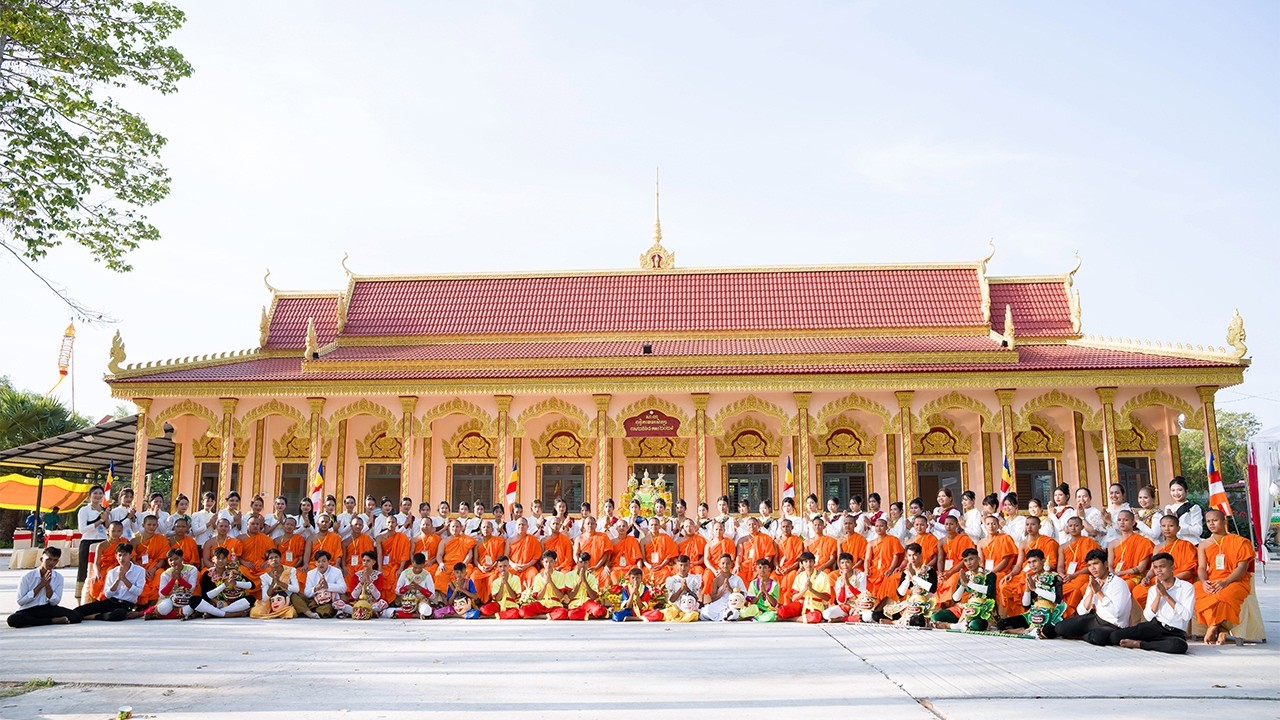 Lễ Khánh Thành Trường Học Chùa Me Rong Chas