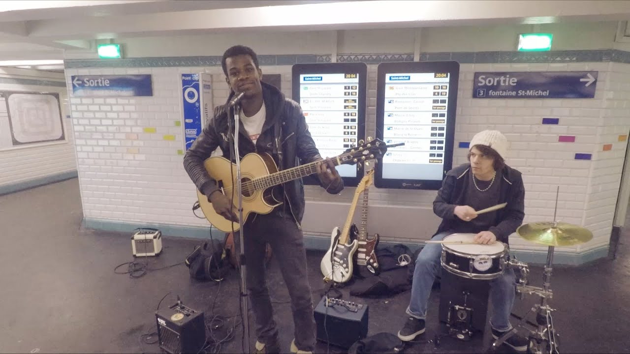 Deux musiciens au M&eacute;tro de Paris | Feeling Good