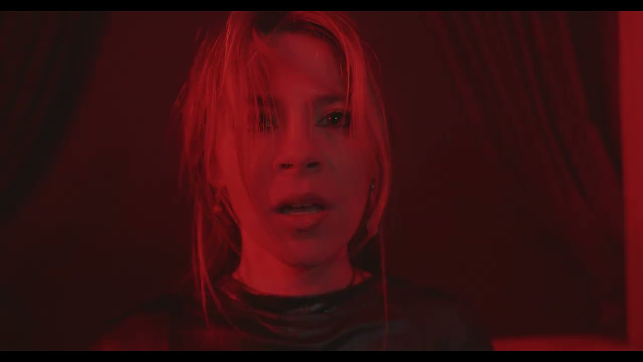 ROZMYTE przez kampanię wideo Beat Sexism I