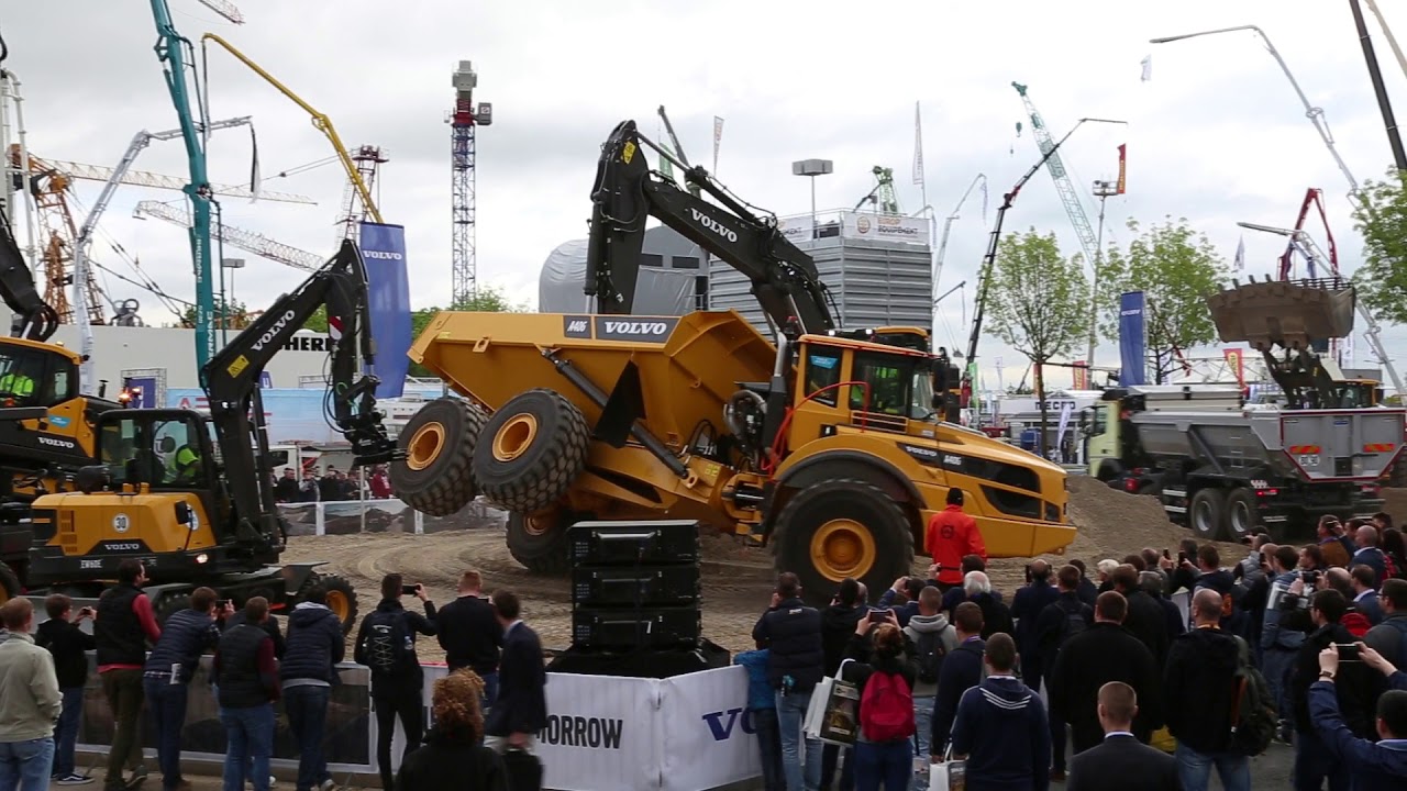 Intermat 2018: Шоу-демонстрация техники Volvo CE