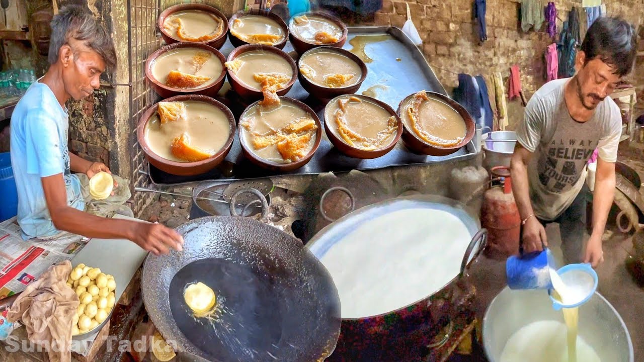 190 বছরের পুরনো Jaluar বিখ্যাত কচুরি ও রাবড়ি | Barrackpore Masala Kachuri & Rabri | Indian Food Walk