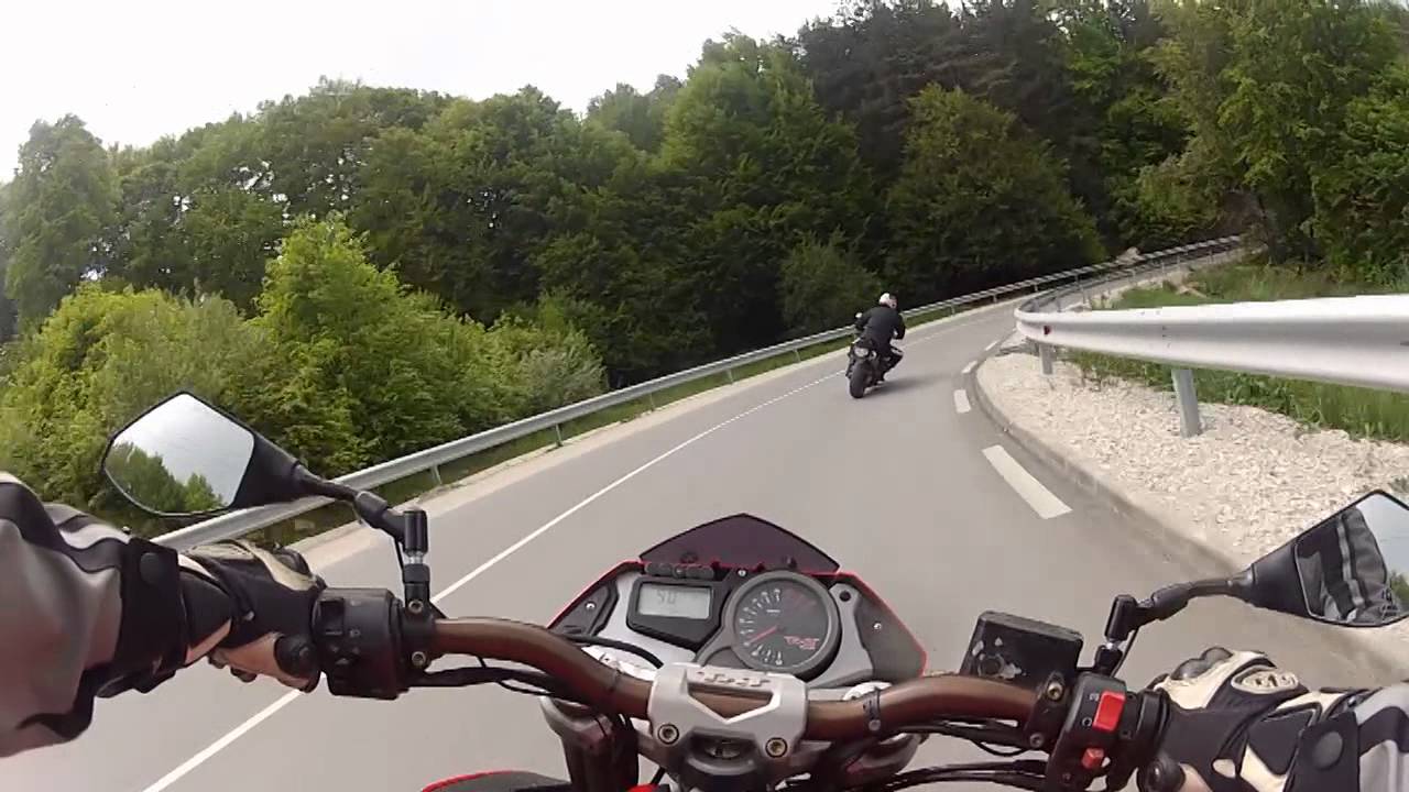 Honda Hornet 600 and Benelli TNT 1130