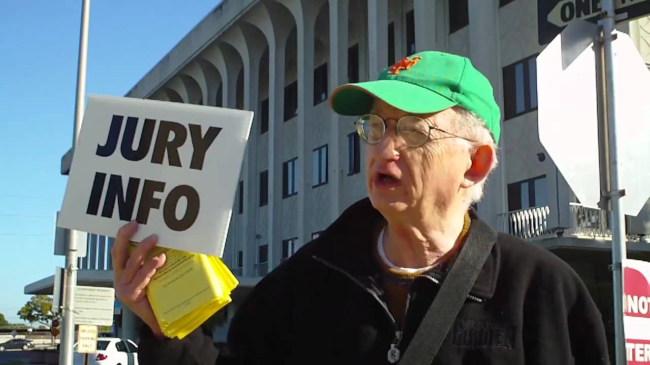 Julian Heicklen Talks About Jury Nullification Federal Courthouse West Palm Beach Florida 12-10-10