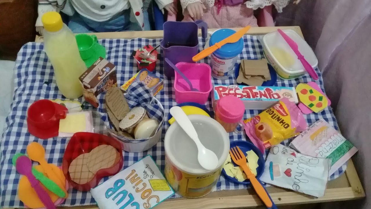 Café da manhã bem caprichado para os babys!!!