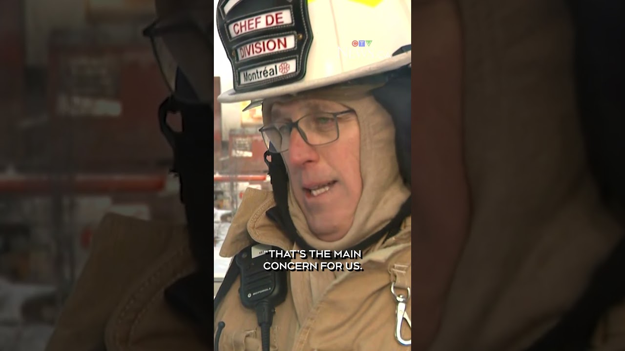 Why did Montreal fire close Jacques-Cartier Bridge?