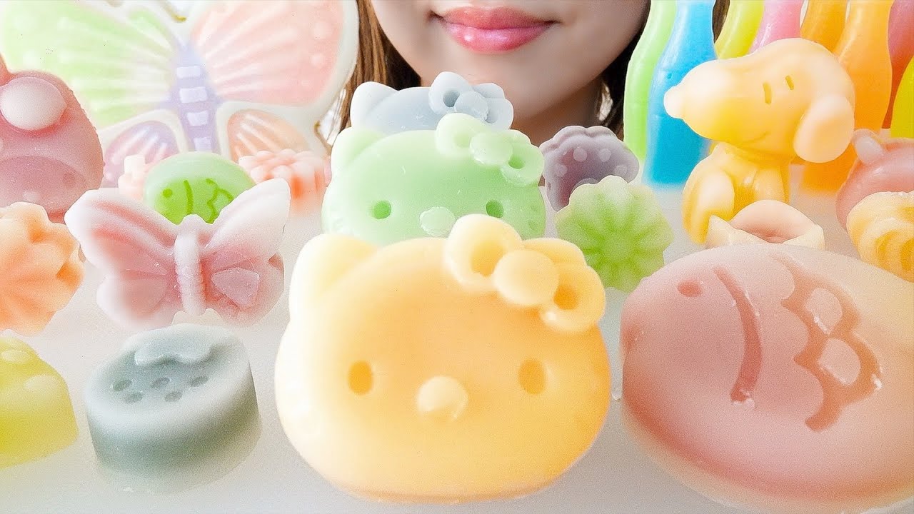 【咀嚼音】１万超えの海外ワックスボトルキャンディがサイズ感バグってて凄すぎた【ASMR/EATINGSOUNDS】BIG WAX BOTTLES CANDY