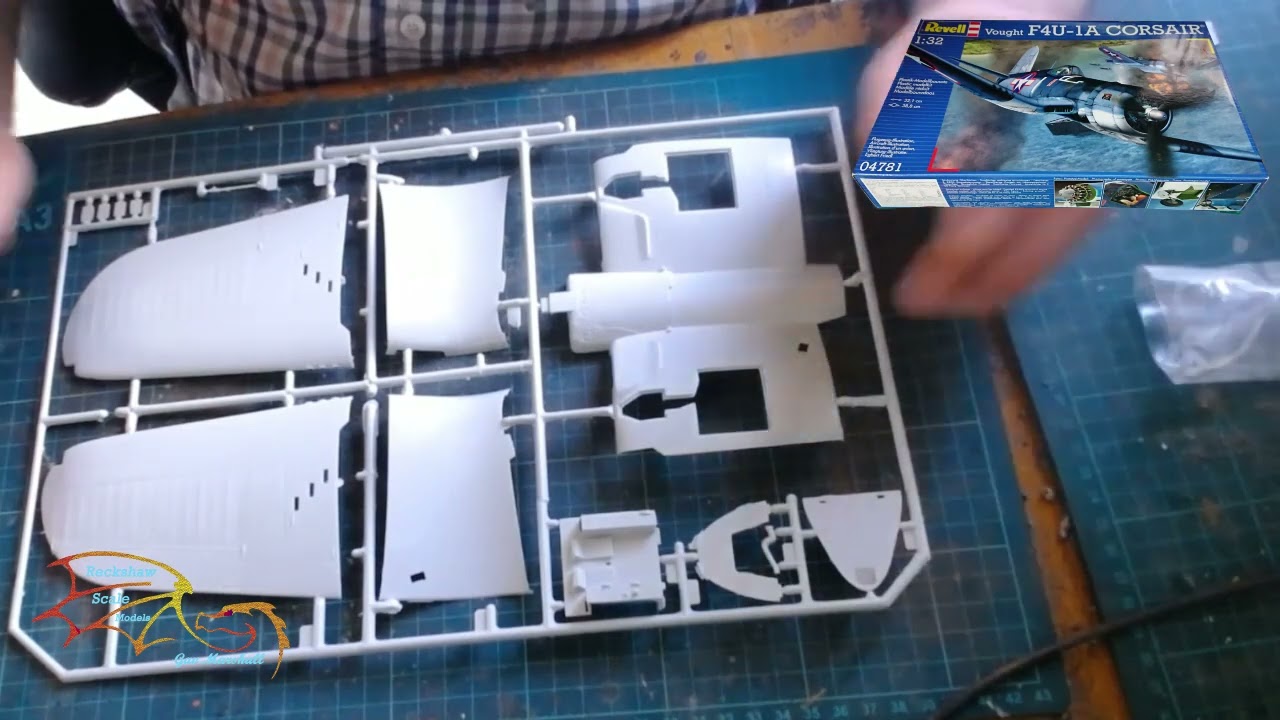 Revell Vought F4U -1A Corsair Scale 1/32 Part 1