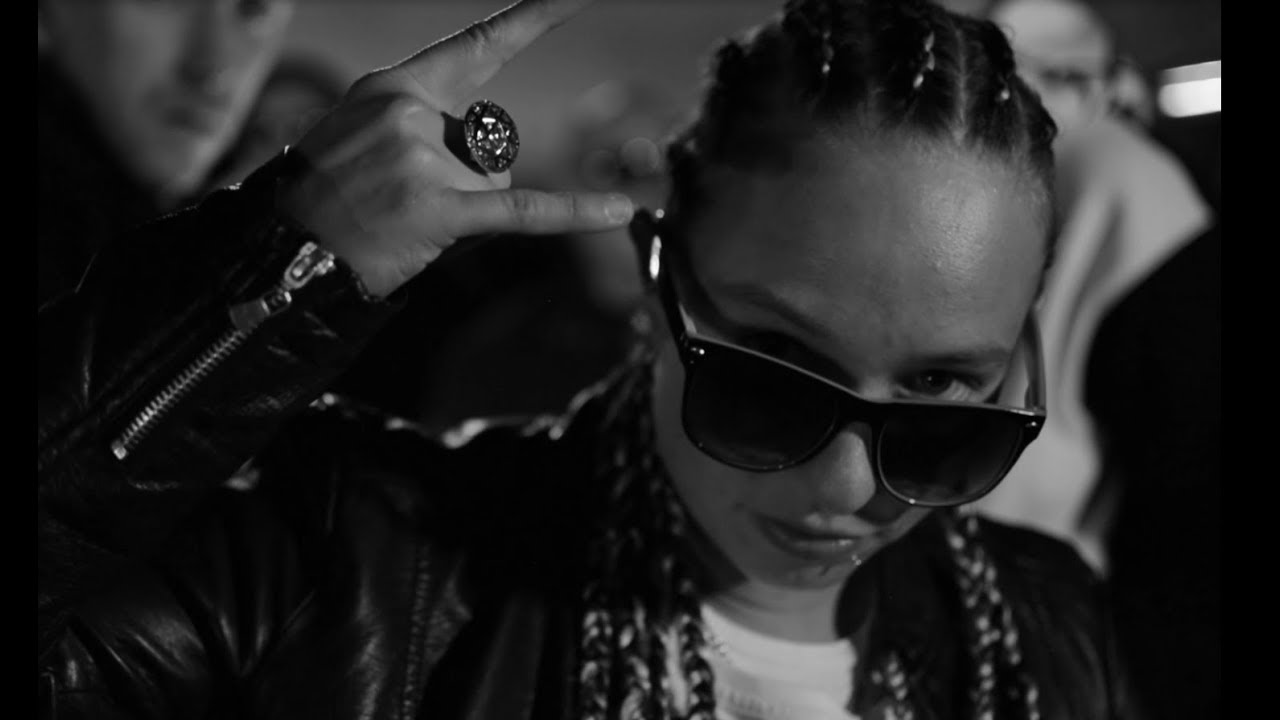 Rena gośc. Wu - Dobry deal (prod. Juicy) VIDEO